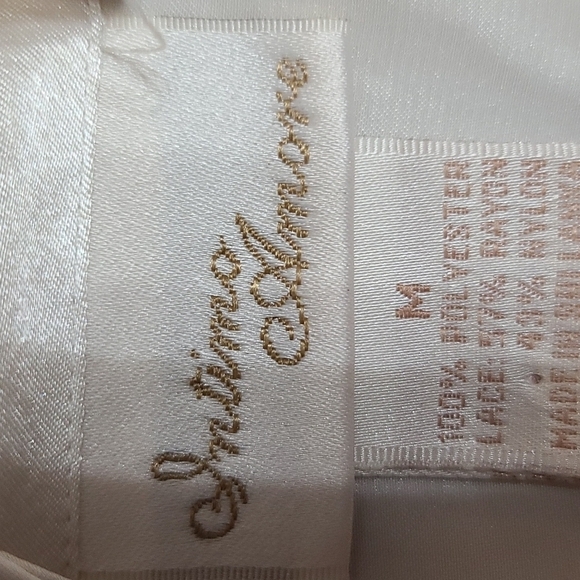 Intimo Amore Belted Robe Off White Satiny Lace Insets Pockets. Size M EUC - Picture 8 of 10